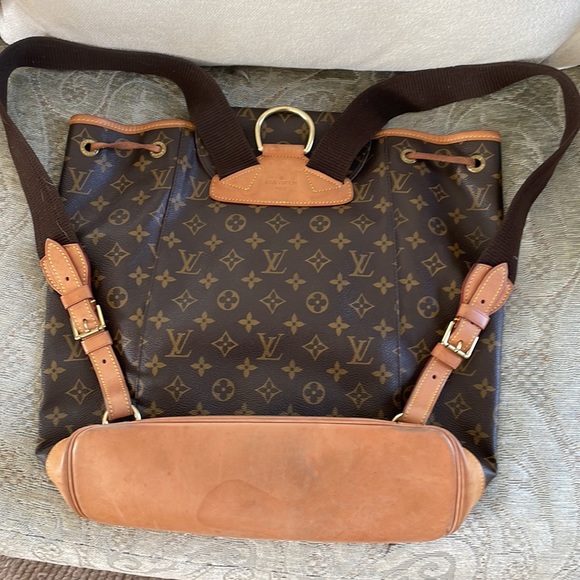 Louis Vuitton Monogram Montsouris GM - Picture 2 of 7